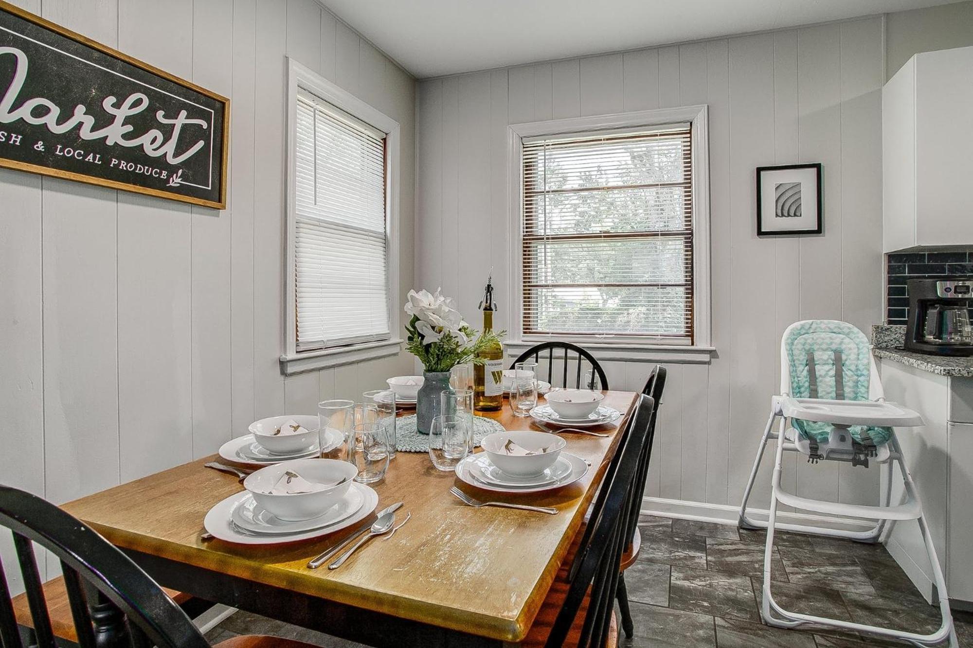 Chic Home With Huge Grassy Yard 7 Mins To Arrowhead Stadium Independence Zewnętrze zdjęcie