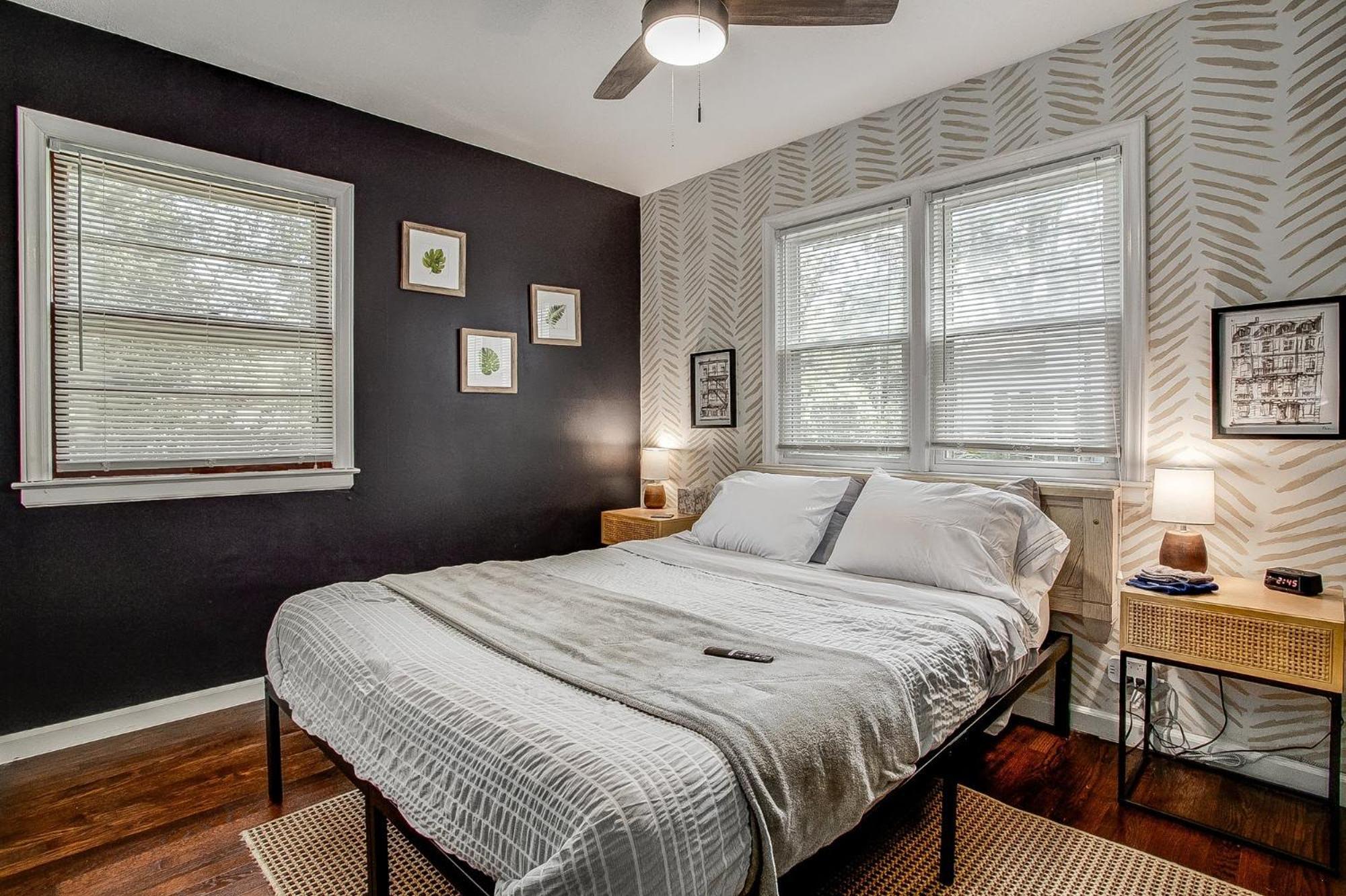 Chic Home With Huge Grassy Yard 7 Mins To Arrowhead Stadium Independence Zewnętrze zdjęcie